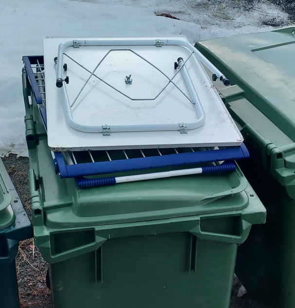 CUS_campingbord_torkställning.png